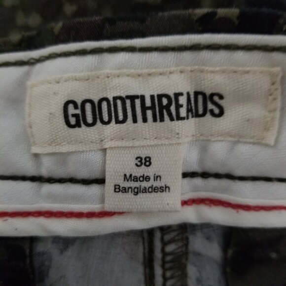 Goodthreads Shorts Men's 38 Chino Green Tan Black - Picture 3 of 6